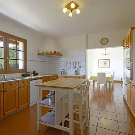 Batasuna Villa